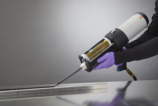 3M™ Scotch-Weld™ Geruchsarmer Acrylatklebstoff DP8710NS, Schwarz, 45 ml Duo-Pak