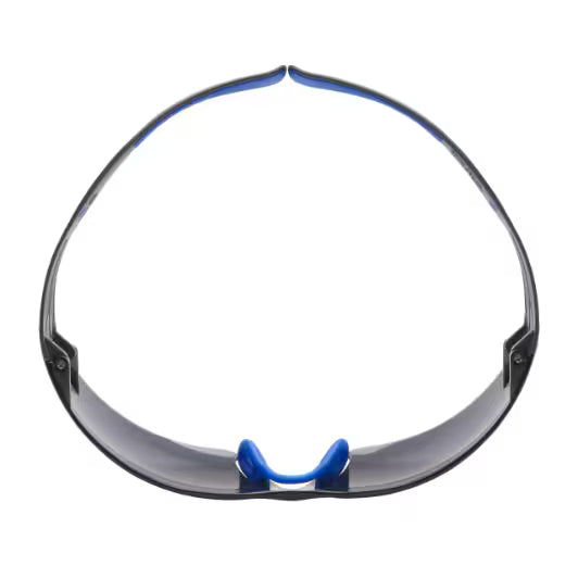 3M™ SecureFit™ 400 Schutzbrille, blau/grau Rahmen, Scotchgard™ Anti-Beschlag und kratzbeständige Beschichtung (K&N), graue Scheiben, SF402SGAF-BLU-EU