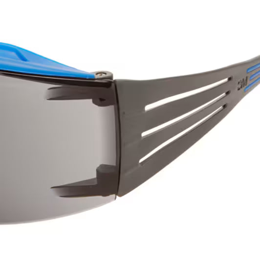 3M™ SecureFit™ 400X Schutzbrille, blau/grauer Rahmen, Scotchgard™ Anti-Beschlag- und Kratzschutzbeschichtung (K&N), graue Scheiben, SF402XSGAF-BLU-EU, 20/Karton