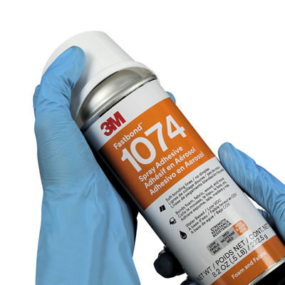3M™ Fastbond™ Schaum- und Textilklebstoff auf Wasserbasis 1074, VOC-Gehalt niedrig <6 %, neutral, Nettogewicht 8,2 oz, 6 Dosen/Karton