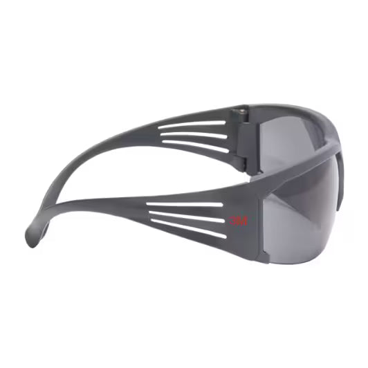 3M™ SecureFit™ 600 Schutzbrille, grauer Rahmen, Scotchgard™ Antibeschlag- und Kratzschutzbeschichtung (K&N), graue Gläser, SF602SGAF-EU, 20 Stück/Karton