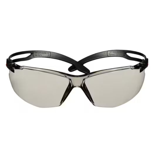 3M™ SecureFit™ 500 Schutzbrille, schwarzer Rahmen, Scotchgard™ Antibeschlag- und kratzbeständige Beschichtung (K&N), hellgraue Scheiben für Innen-/Außenbereiche, SF507SGAF-BLK-EU, 20/Karton