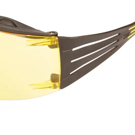 3M™ SecureFit™ 400X Schutzbrille, Gelb/Schwarz Rahmen, Scotchgard™ Anti-Beschlag und kratzfeste Beschichtung (K&N), bernsteinfarbene Gläser, SF403XSGAF-YEL-EU, 20/Karton