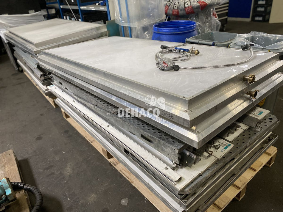 Gebrauchte Deconta Classic 2000 Materialschleuse exklusive Fahrbleche