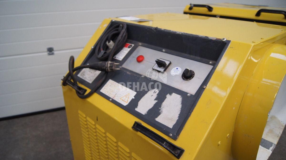 Anlass: Deconta Compact 5500 Unterdruckmaschine